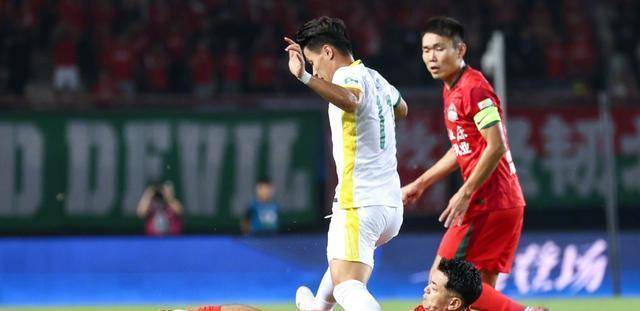 电竞平台-亚冠今夜走向成谜；休斯敦火箭内部沟通；底气十足；年轻球员得到机会的简单介绍