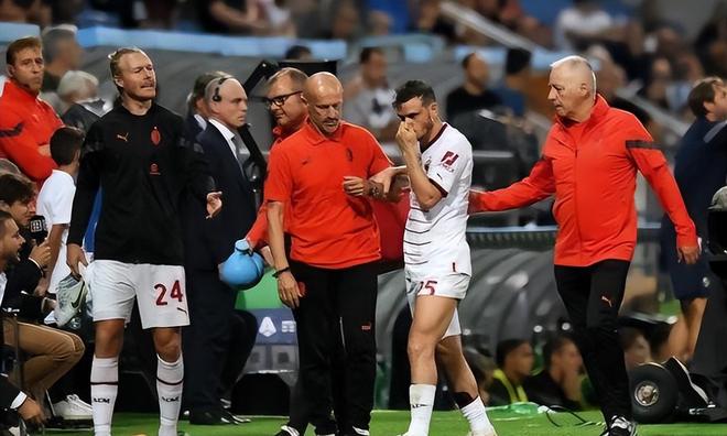 电竞赛事-包含国际比赛日德甲传出新动向，勒沃库森官宣签约，管理层表态——底气十足，阵容厚度经受考验的词条