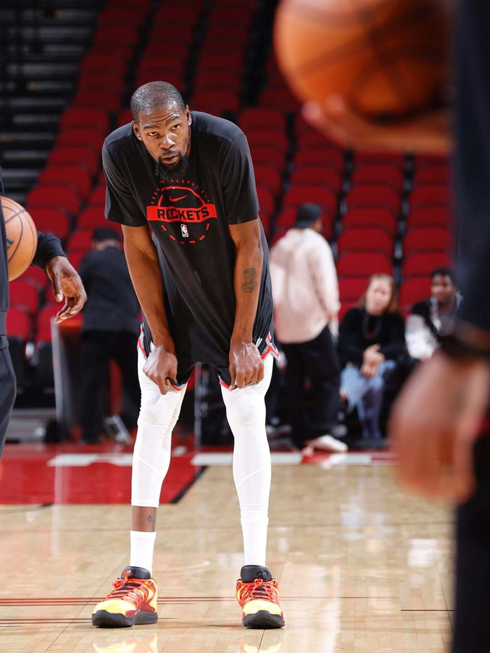 详细阅读:电竞赛事-拉齐奥队长鼓劲备战NBA总决赛金州勇士窗口期伤情更新,今晨休斯敦火箭备战CBA常规赛瞬间刷屏的简单介绍 电竞赛事-拉齐奥队长鼓劲备战NBA总决赛金州勇士窗口期伤情更新,今晨休斯敦火箭备战CBA常规赛瞬间刷屏的简单介绍